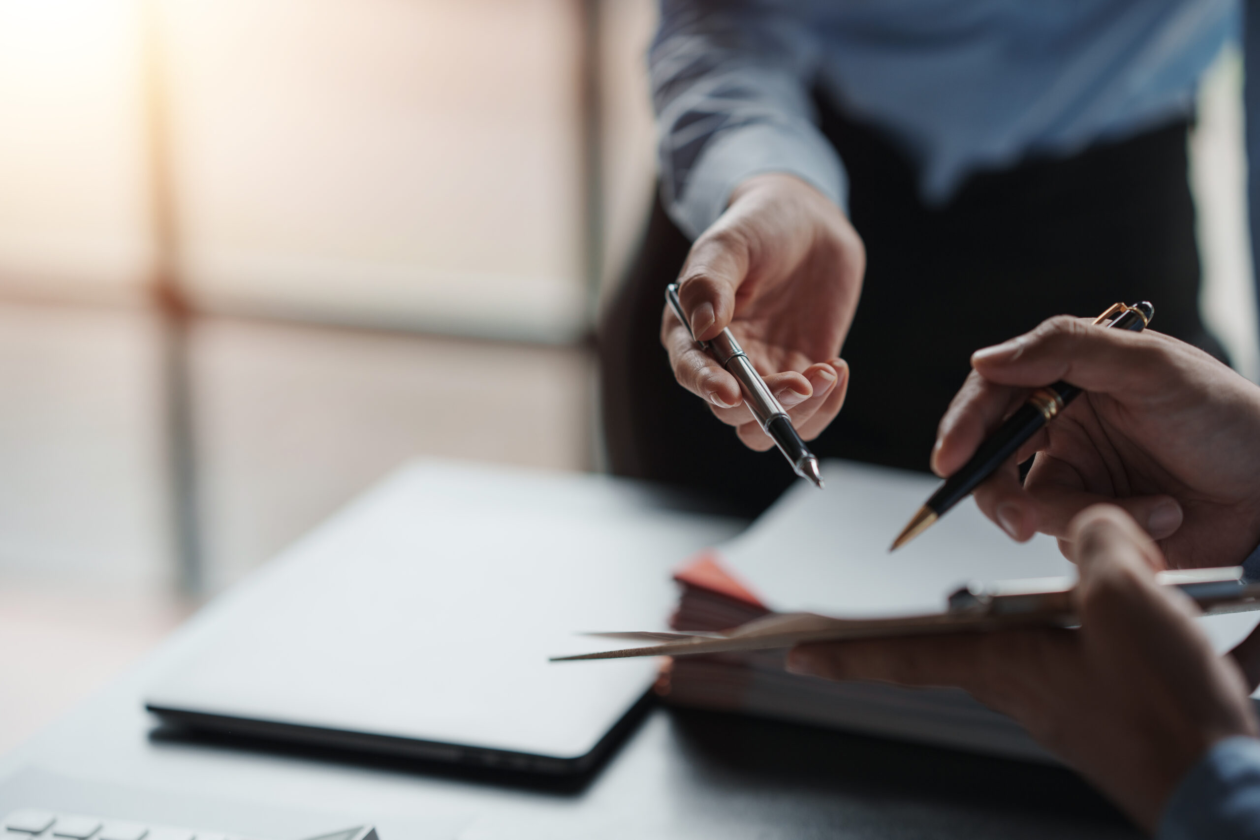 Résiliation d&rsquo;une mutuelle : motifs, procédures et conseils pour changer de contrat